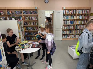 Экскурсия в библиотеку Х.гимнастика